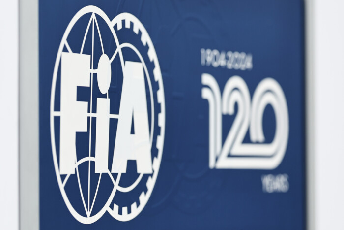 Széthullik az F1 felügyelőszervezete