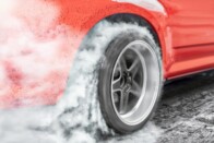 250-nel ment az utcán, 17,5 évig nem vezethet 1