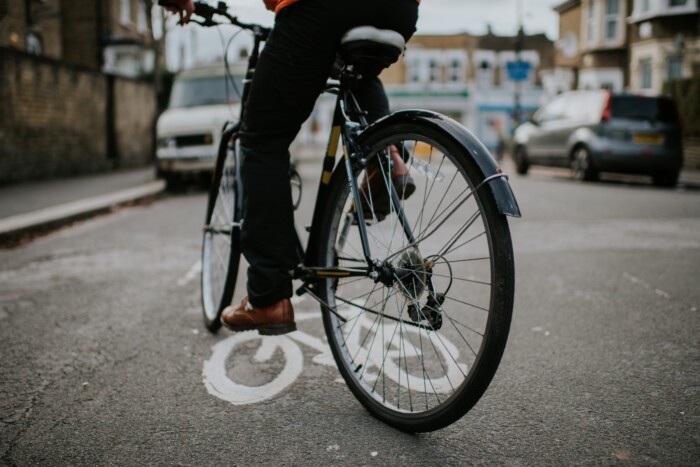 Ugyanúgy büntetnék a bicikliseket, mint az autósokat