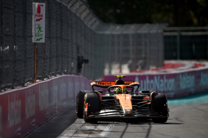 A versenyirányítás hibája után új győztes az F1-ben 4 | Vezess A versenyirányítás hibája után új győztes az F1-ben 4