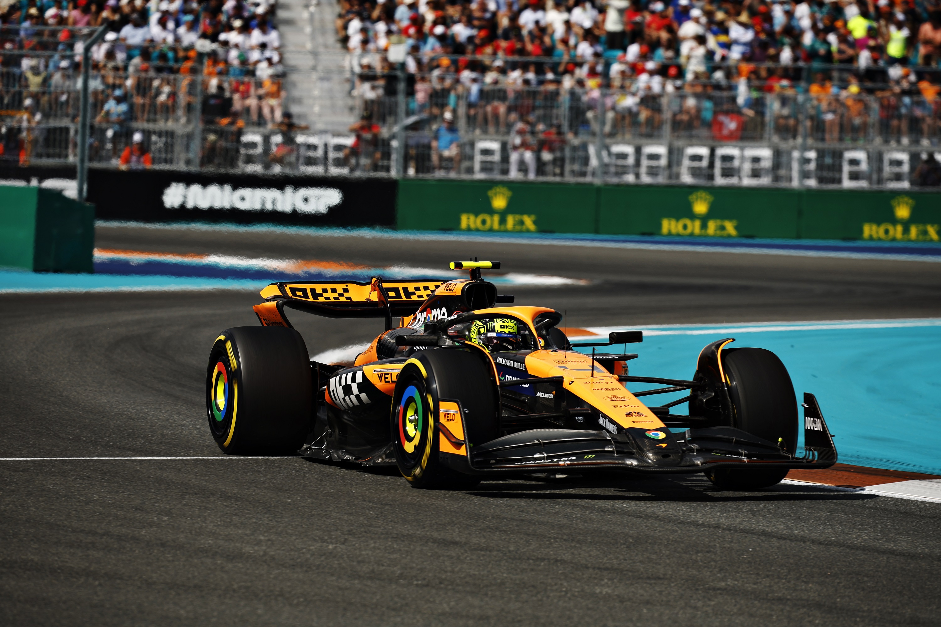 A versenyirányítás hibája után új győztes az F1-ben