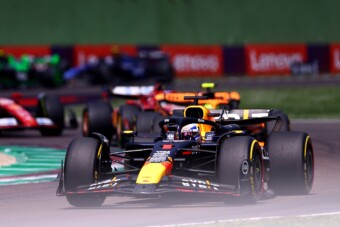F1: Egy nap alatt kétszer nyert Verstappen Imolában