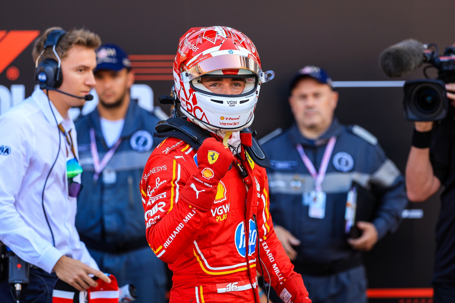 Leclerc: Történjen bármi, győznünk kell