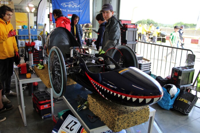 Százmilliós koporsókban születnek a jövő autói 4