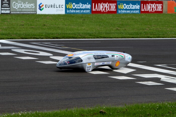 Százmilliós koporsókban születnek a jövő autói 7