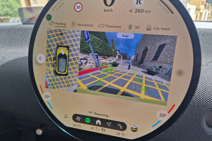 Meg lehet vadulni egy villanyautóval is? 14