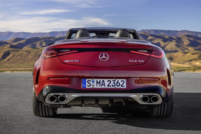 Négyüléses sportkabrió a Mercedestől 6