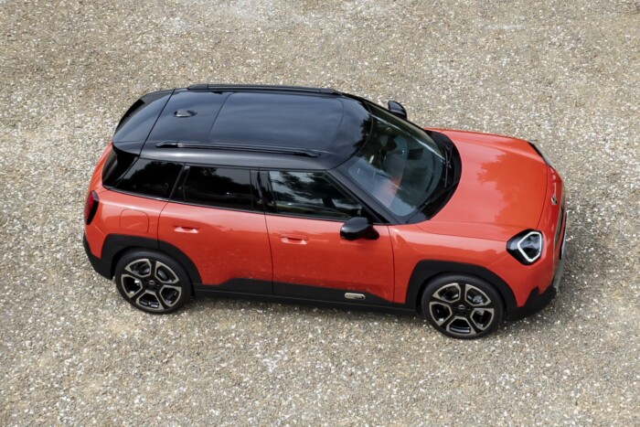 Óriásira nőtt, nevet váltott a Mini Cooper 6