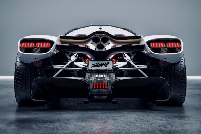 Elégedetlen a tervező, maga készít új sportkocsit