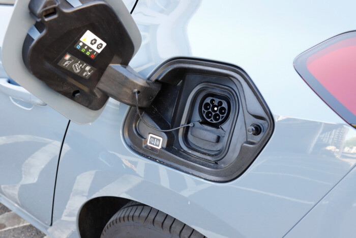 Erősebb, takarékosabb lett, de vajon jobb is az új elektromos Corsa? 15