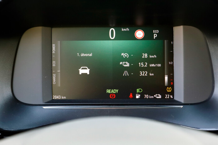 Erősebb, takarékosabb lett, de vajon jobb is az új elektromos Corsa? 13