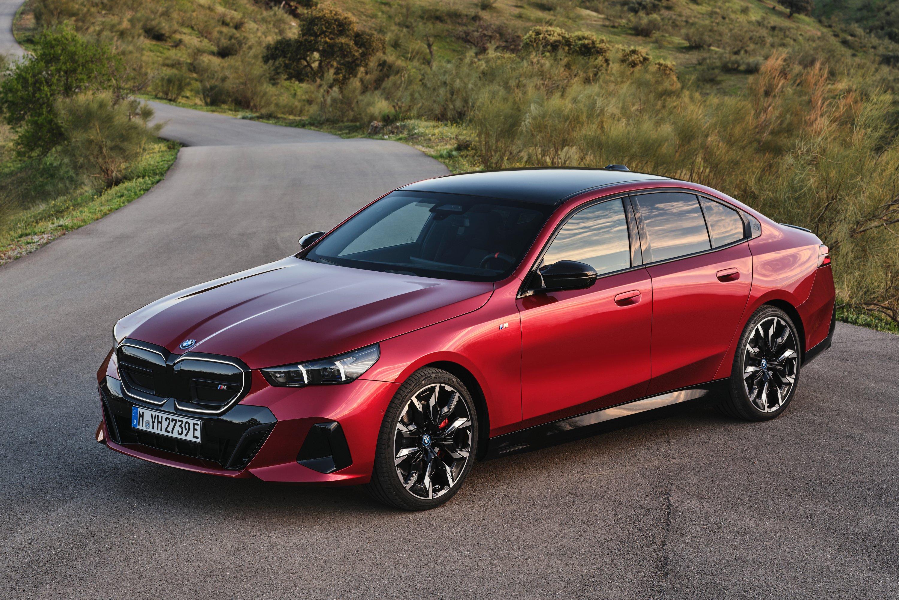 p90505494_highres_the-new-bmw-i5-m60-x | Vezess | Vezess