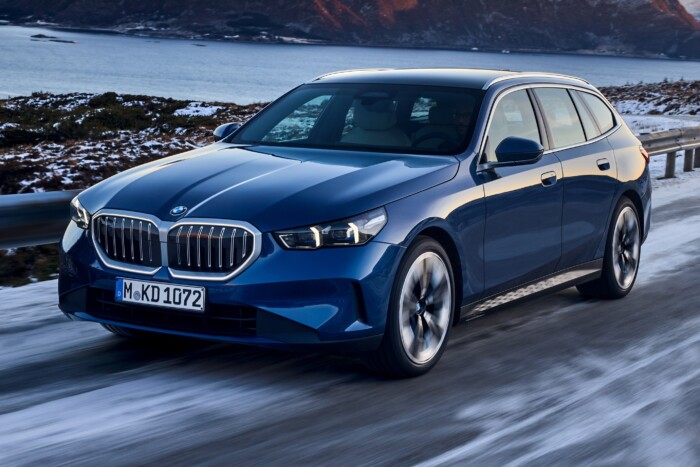 Ez most a legjobb luxusautó a világon 7