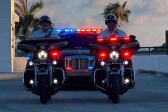 Rolls-Royce rendőrautó, de nem Dubajban