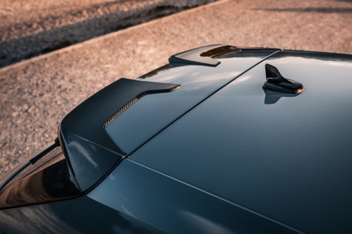 Családi autó 460 lóerővel 7