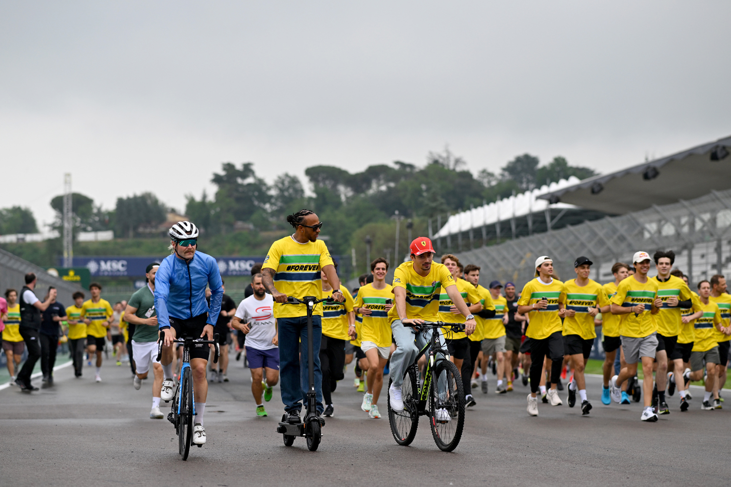 Motorkerékpárt mutattak be Senna emlékére 1