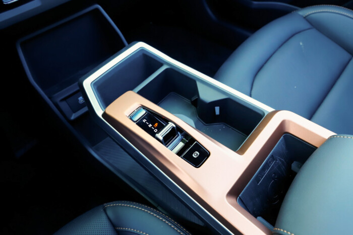 Koreai robotzsaru, elektromos hajtással 15 | Vezess Koreai robotzsaru, elektromos hajtással 15