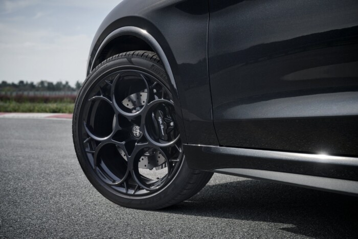 Még csúcsabbak lesznek az Alfa Romeo csúcsmodelljei 8