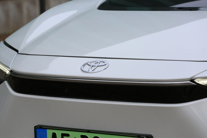 Nagy változás jön a Toyotánál, átnevezik az autókat