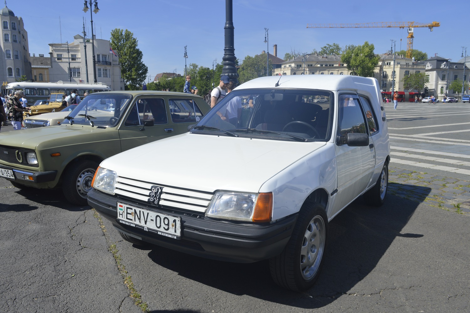 128 éves automobil járt Budapesten 11