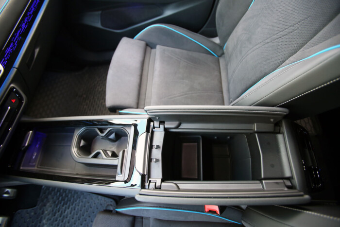 Komoly autót hozott Magyarországra a Volkswagen 14 | Vezess Komoly autót hozott Magyarországra a Volkswagen 14