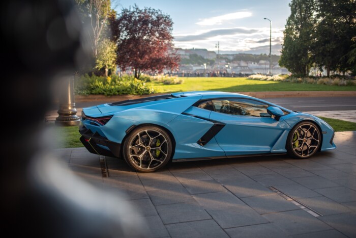 Egyedi rendszámmal vásárolták itthon az új Lamborghinit 2