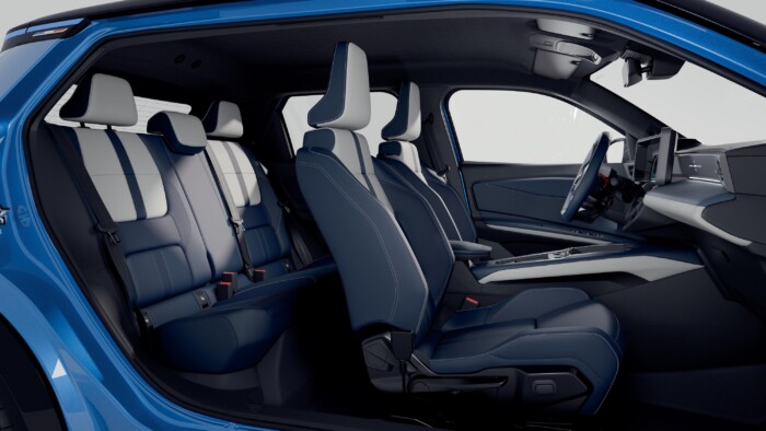 Bitang kisautóval folytatja a sportautógyár 14