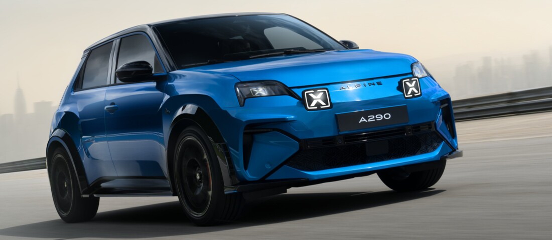 Bitang kisautóval folytatja a sportautógyár