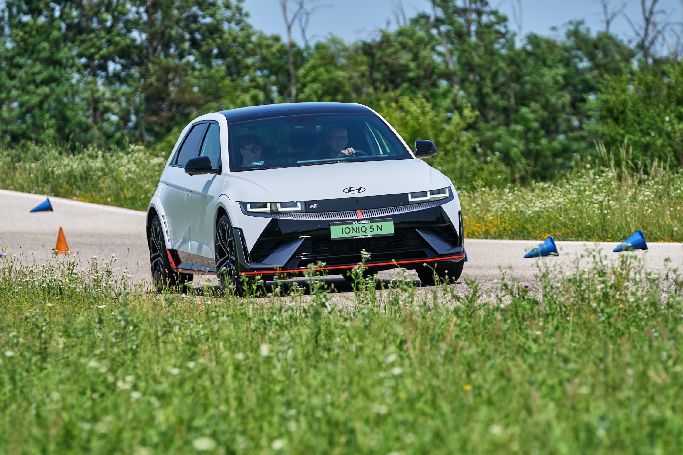 A Hyundai megcsinálta: valódi sportautó villannyal 5