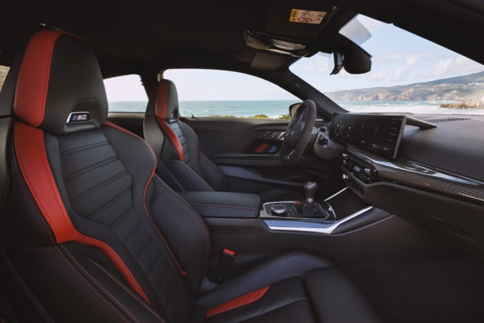 Erősebb, de nem dögösebb a BMW kompakt sportkupéja 6