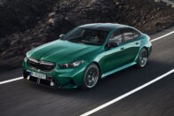 Itt az új BMW M5, pusztítóbb, mint valaha! 152