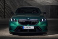 Itt az új BMW M5, pusztítóbb, mint valaha! 131