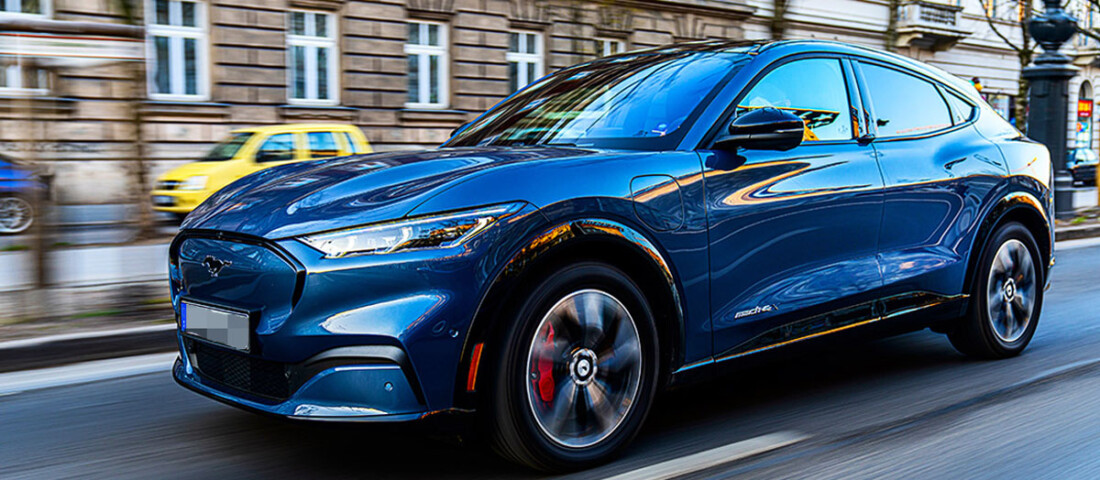 Ingyen autózhatunk négy év múlva