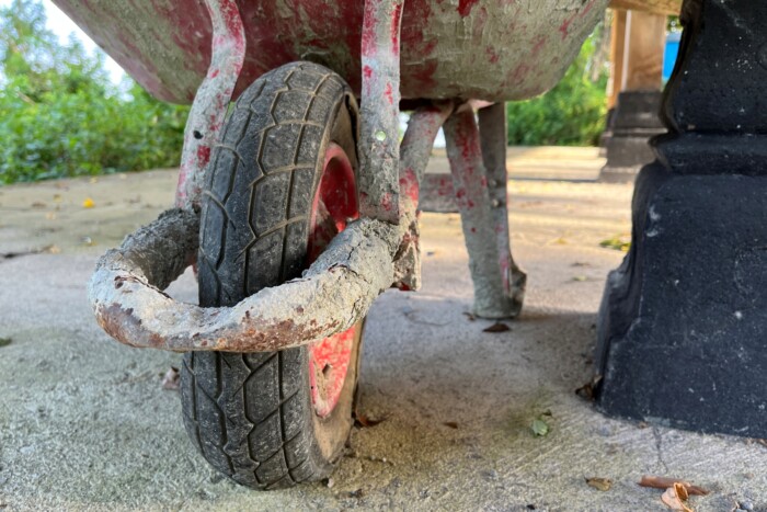 Kocsmában álmodták meg a világrekorder talicskát
