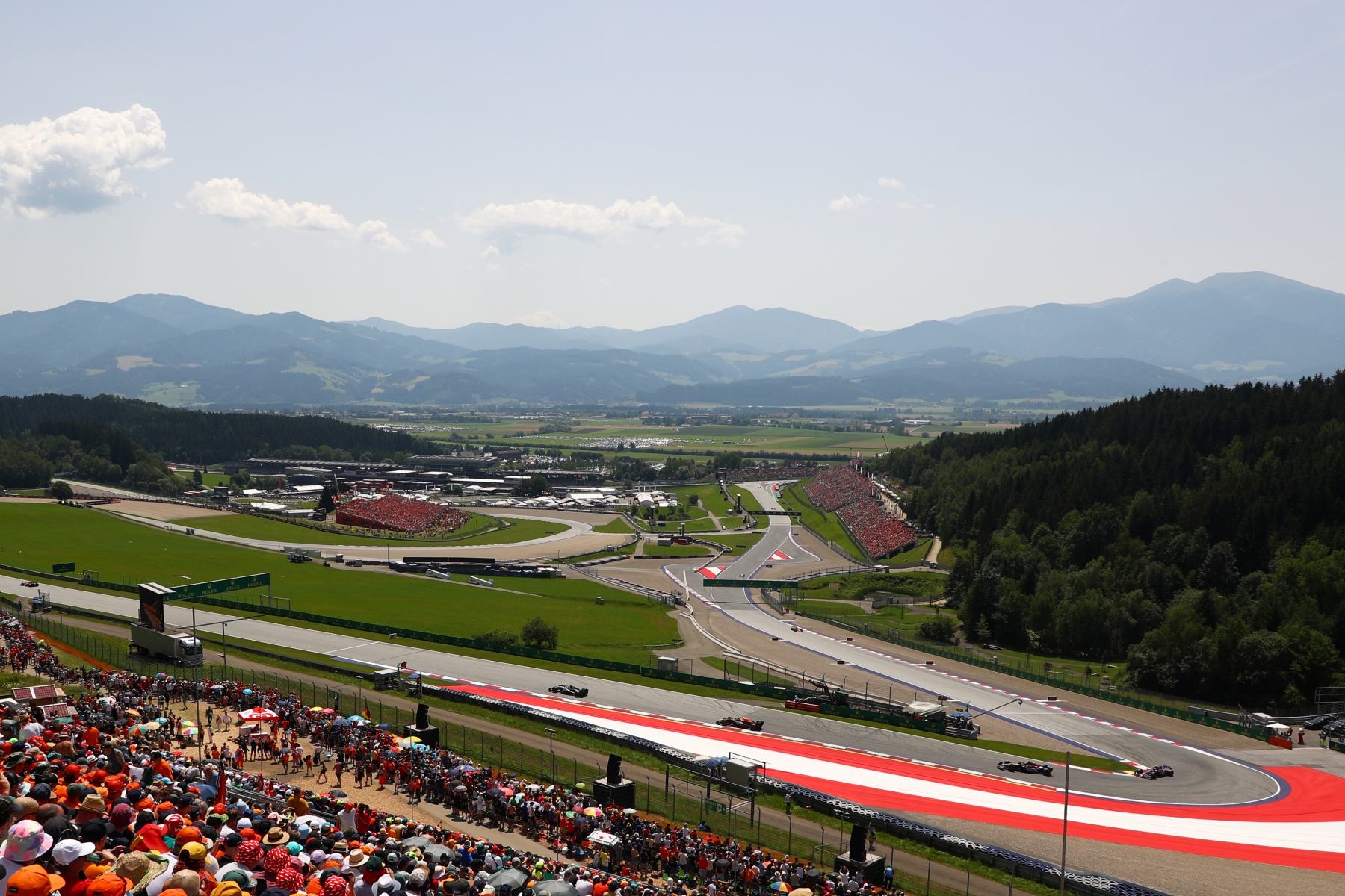 F1: Csúszott a rajt, mert megijedt az FIA