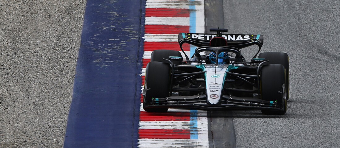 F1: Verstappen és Norris ütköztek, a nevető harmadik nyert