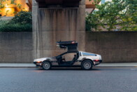 Áldás a Delorean számára hogy villanymotort kapott 24