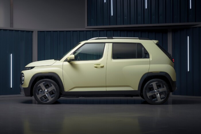 Miniautó, nyújtott tengelytávval 7