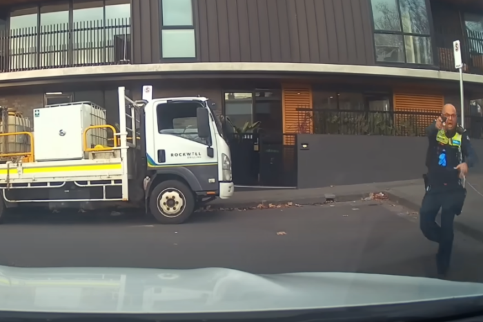 Gyerünk, bébi! – biztatta a tolvajt társa a menekülésre