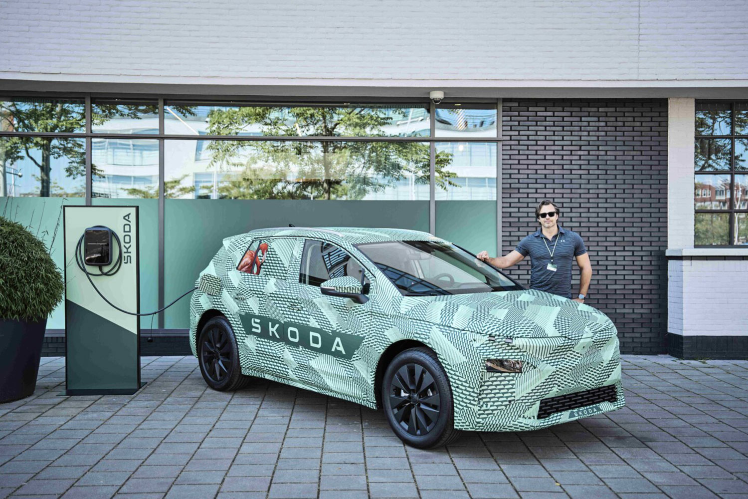 Álcázva vezettük a Škoda következő elektromos autóját 13