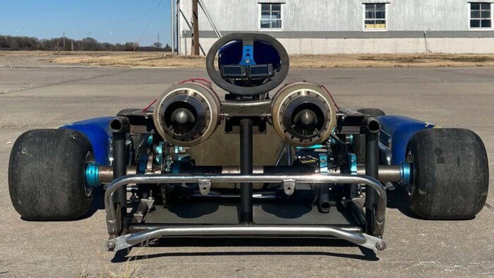 Eladó az ördög gokartja, ami pokoli tempóra képes 3 | Vezess Eladó az ördög gokartja, ami pokoli tempóra képes 3