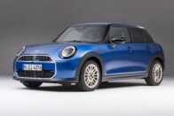 Benzinmotorral újult az ötajtós Mini Cooper 37