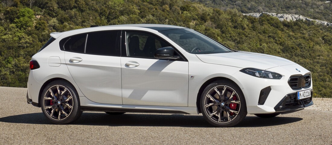 Betűt vesztett, számjegyet nyert a legújabb BMW