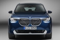 Már meg sem lepődünk a legújabb BMW láttán 153