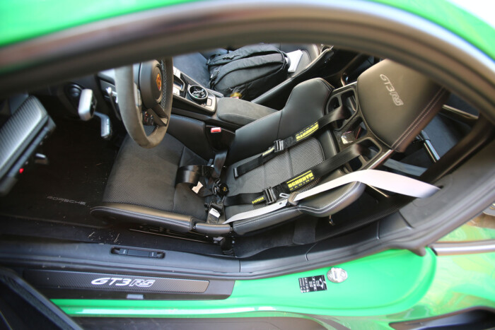 A legélesebb kés a fiókban – Vezettük a Porsche 911 GT3 RS-t 19 | Vezess A legélesebb kés a fiókban – Vezettük a Porsche 911 GT3 RS-t 19