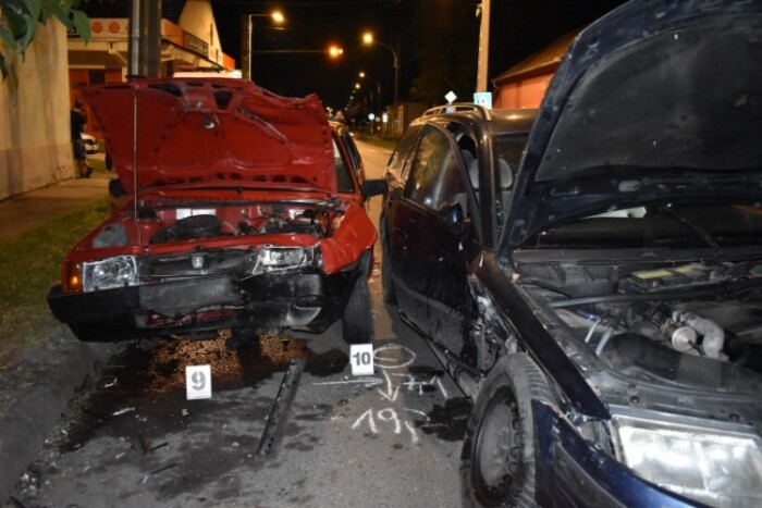 Bocsánatot kért a baleset után, majd segítségnyújtás nélkül elszaladt 1 | Vezess Bocsánatot kért a baleset után, majd segítségnyújtás nélkül elszaladt 1