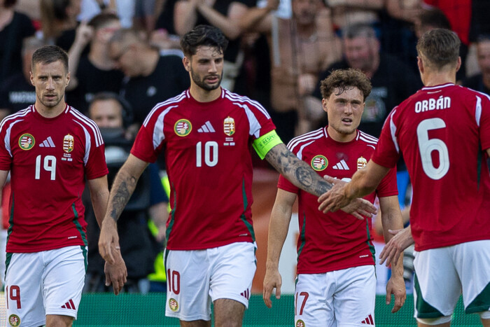 Négy motorral begurítja Szoboszlai?