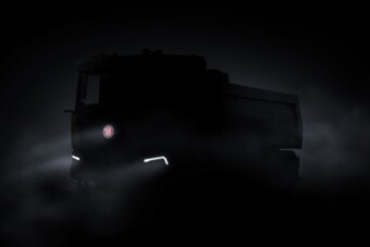 Rejtélyes teherautóról érkezett fotó