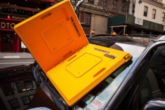 Nyomkövetős kütyüt vetnek be a tilosban parkolók ellen