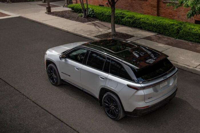 Ezt az autót az anyósülésről is irányíthatják 6